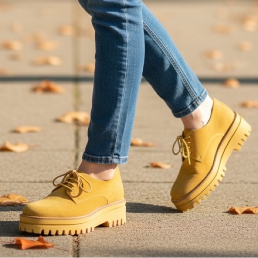 Paloma Barcelo Ama Suede Yellow Lug Sole Oxford Shoes NWT